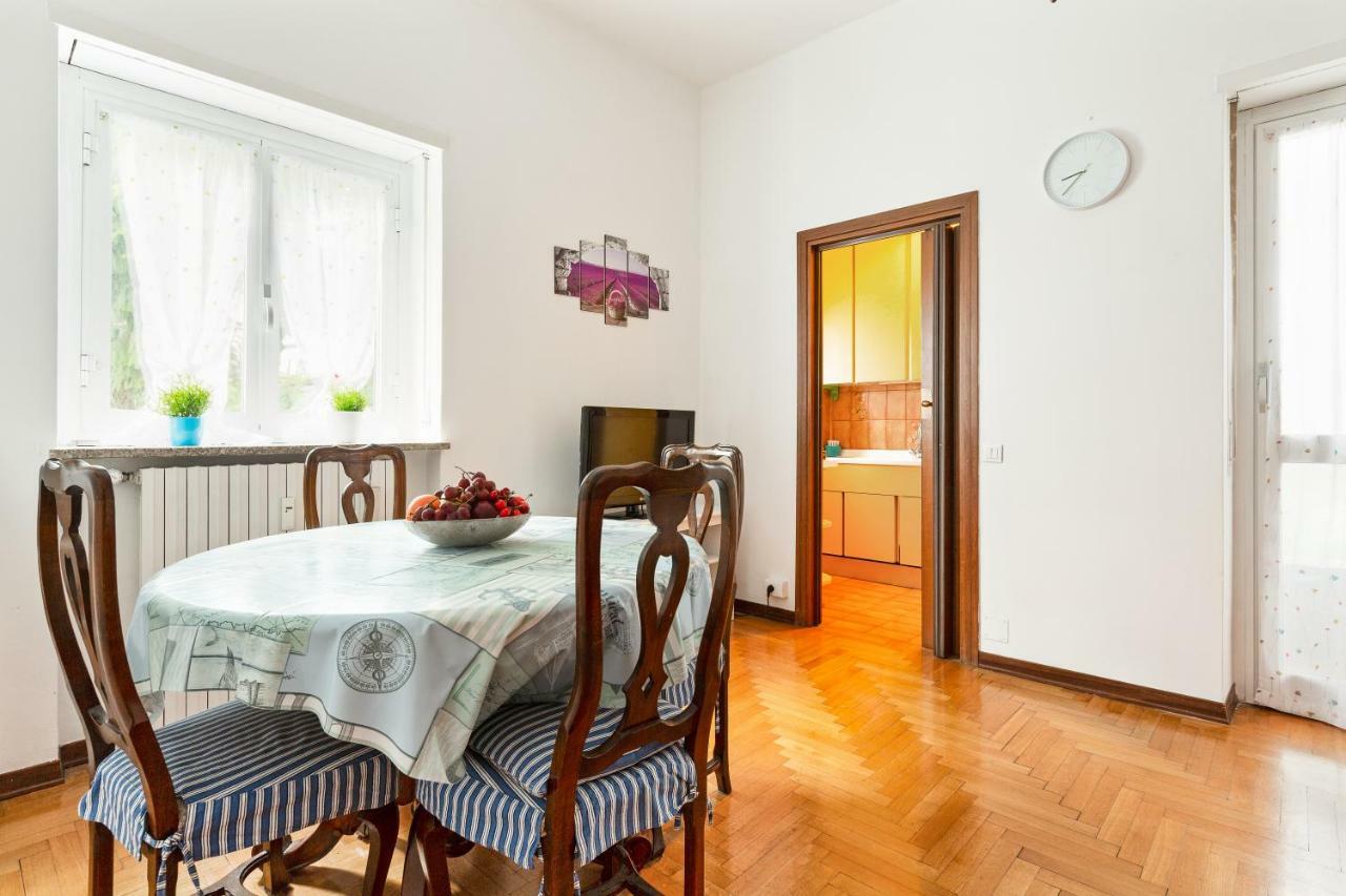 Bright Flat With Shared Garden Lägenhet Milano Exteriör bild