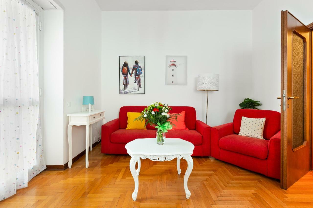 Bright Flat With Shared Garden Lägenhet Milano Exteriör bild